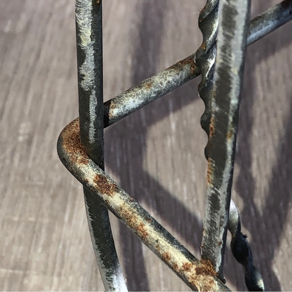 Metal magazine rack - Picture 7 of 14